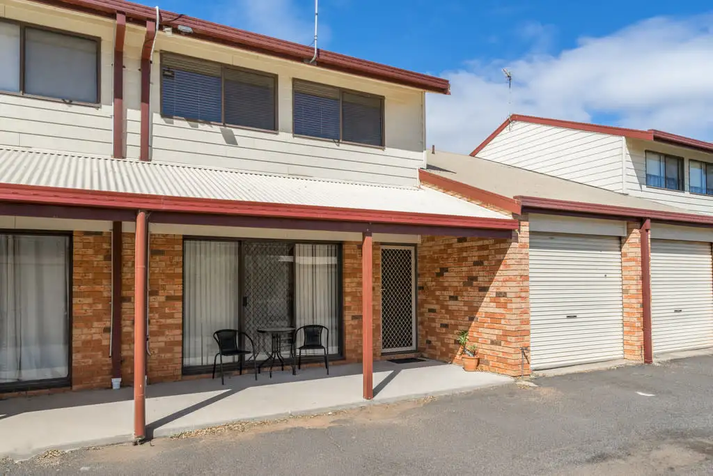 Main view of Homely house listing, 4/7 Forrest Crescent, Dubbo NSW 2830