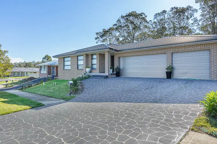10 Mavie Place, Wadalba NSW 2259