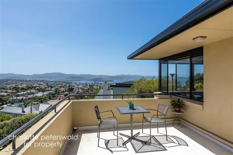 4/19 Whelan Crescent, West Hobart TAS 7000