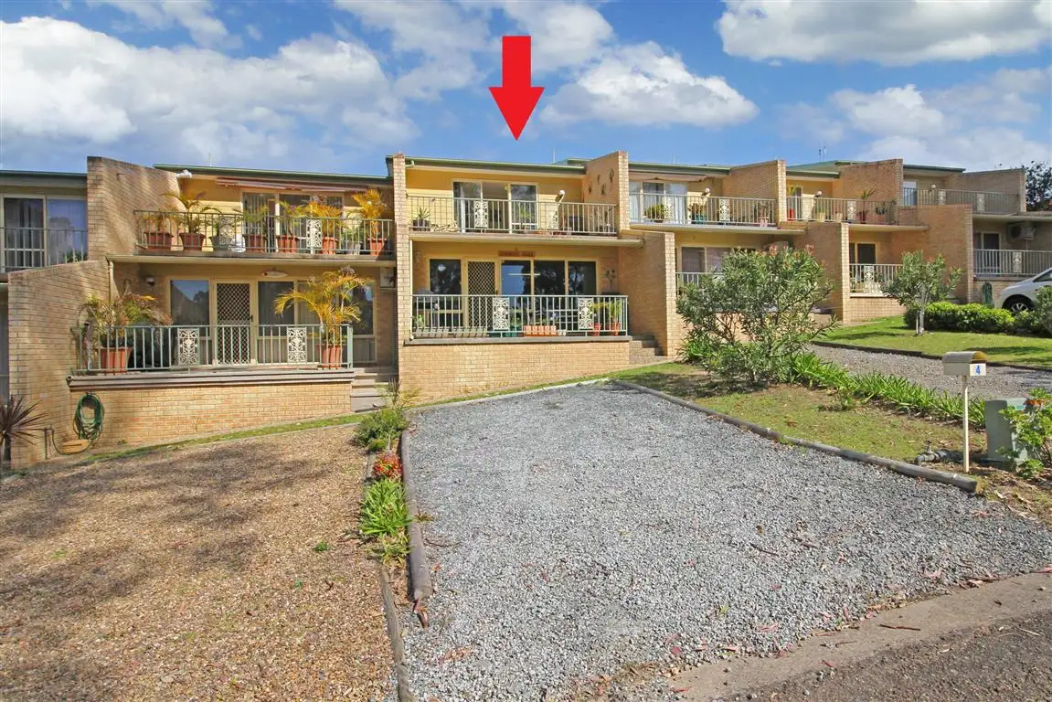 Main view of Homely unit listing, 4/714-720 Beach Road, Surf Beach NSW 2536
