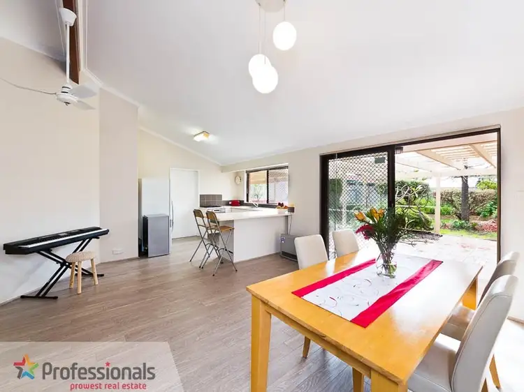 10 Collins Road, Willetton WA 6155