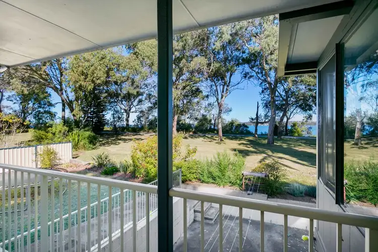238 Buff Point Avenue, Buff Point NSW 2262