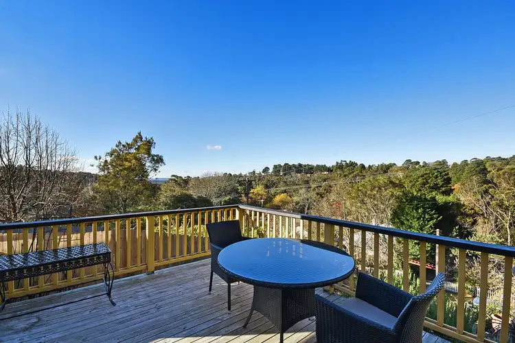 17 Eastview Avenue, Leura NSW 2780