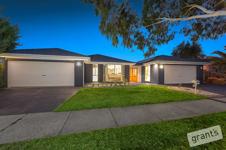 33 Langbourne Drive, Narre Warren South VIC 3805