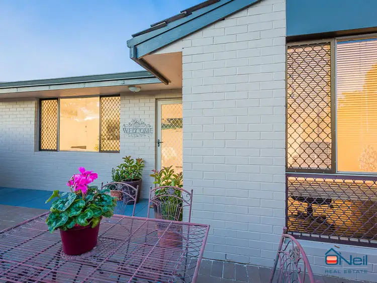 Seventh view of Homely house listing, 2 Bluegum Close, Armadale WA 6112