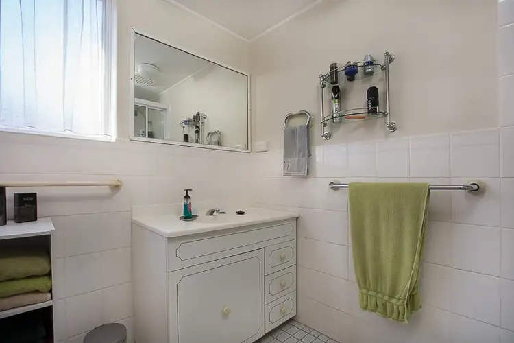 Sixth view of Homely house listing, 4/25-27 Ocean View Road, Gorokan NSW 2263
