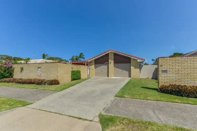 87 Oceanic Drive, Mermaid Waters QLD 4218