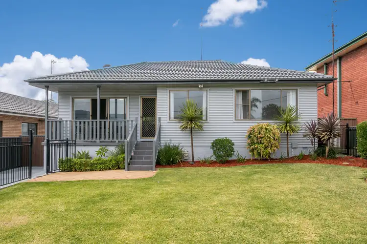 22 Elouera Crescent, Kanahooka NSW 2530