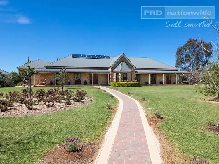 220 Pattersons Road, Wagga Wagga NSW 2650