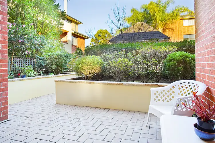 Sixth view of Homely apartment listing, 4/2 Gordon Avenue, Chatswood NSW 2067