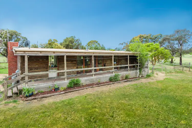 1667 Calder Highway, Taradale VIC 3447