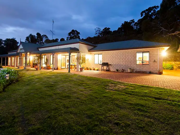 Second view of Homely house listing, 8 Cabernet  Crt, Mount Nasura WA 6112