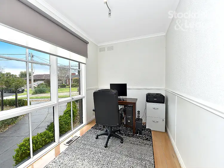 Seventh view of Homely house listing, 10 Calshot Grove, Gladstone Park VIC 3043