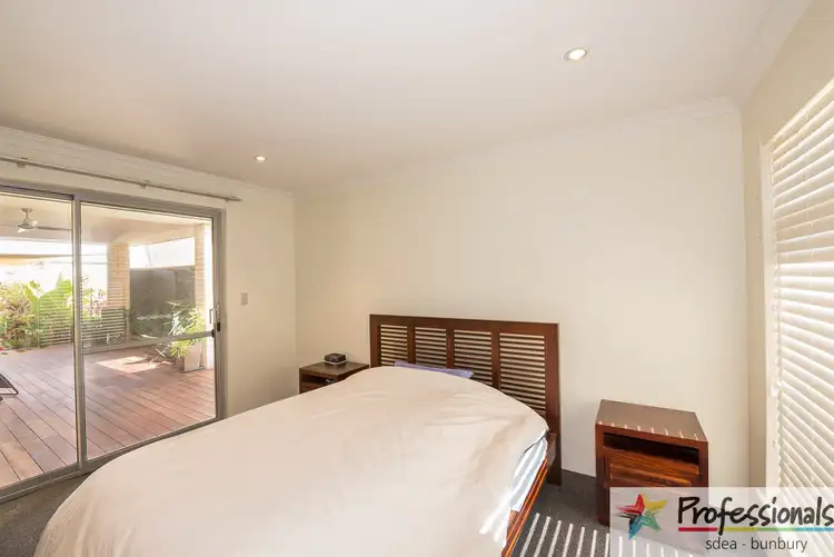Seventh view of Homely house listing, 10 Solstice Way, Australind WA 6233