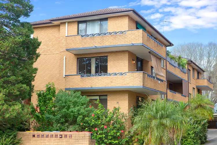 Fourth view of Homely unit listing, 2/16 Lismore Avenue, Dee Why NSW 2099