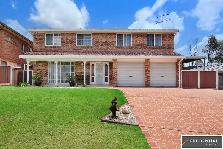 6 Popple Close, Casula NSW 2170