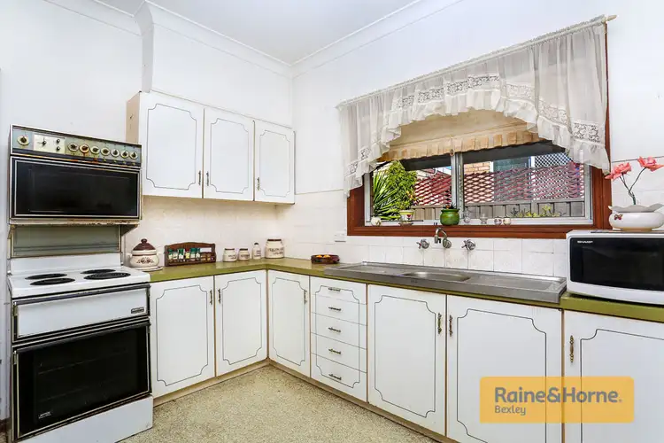 Fifth view of Homely villa listing, 4/61-63 Mimosa St, Bexley NSW 2207