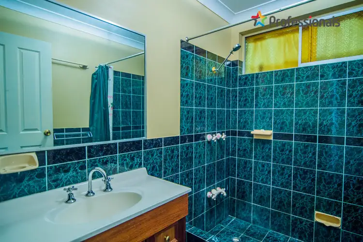 Seventh view of Homely house listing, 17 Boronia Close, Camillo WA 6111