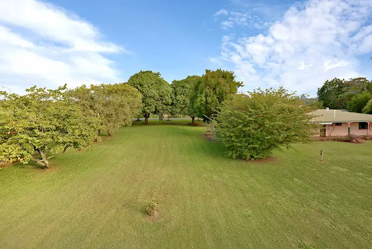 64 Pine Camp Road, Beerwah QLD 4519