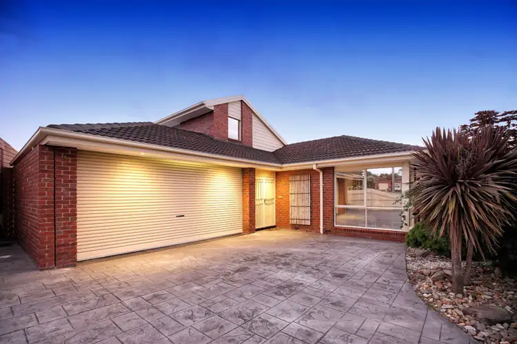 48 Simmington Circuit, Greenvale VIC 3059