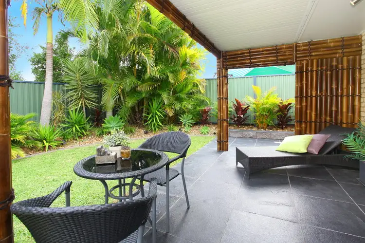 14/1 Archipelago Street, Pacific Pines QLD 4211