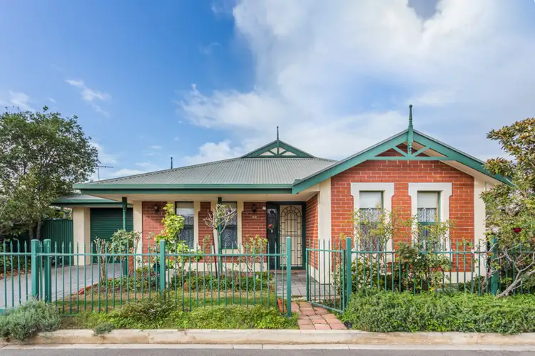 54 Emily Street, Birkenhead SA 5015