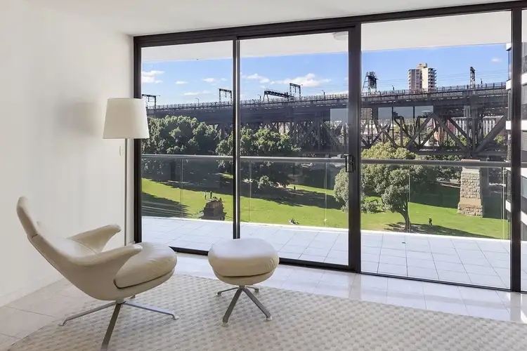 Fourth view of Homely apartment listing, 6/3 Northcliff Street, Milsons Point NSW 2061