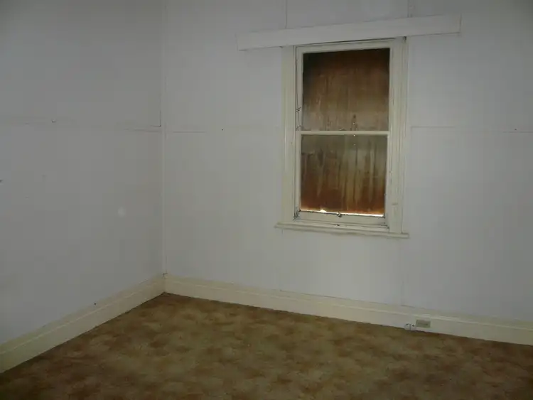 Sixth view of Homely house listing, 10 Devereux Street, Warracknabeal VIC 3393