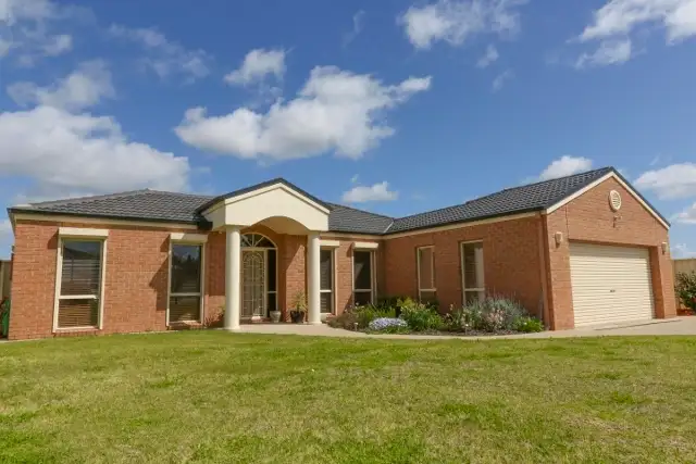2 Isabella Place, Leeton NSW 2705