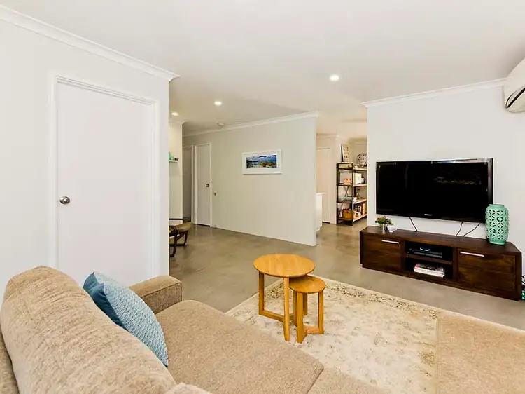 Fourth view of Homely unit listing, 1/106 Broadway, Bassendean WA 6054
