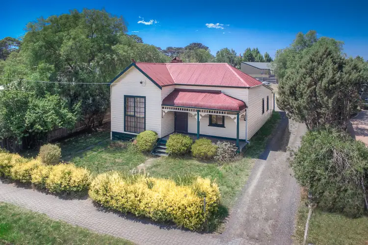 16 Station Street, Riddells Creek VIC 3431