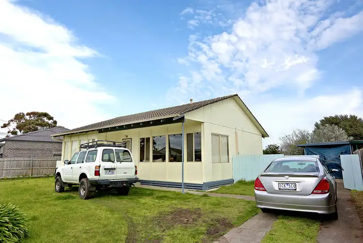 20 Rosedale Cres, Dallas VIC 3047