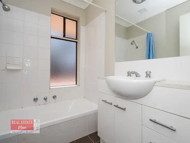 Sixth view of Homely house listing, 1 Apara Place, Koongamia WA 6056