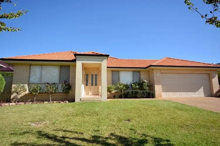 16 Rowley Street, Griffith NSW 2680