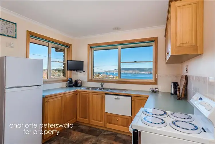 Third view of Homely unit listing, 1/172 Derwent Avenue, Lindisfarne TAS 7015