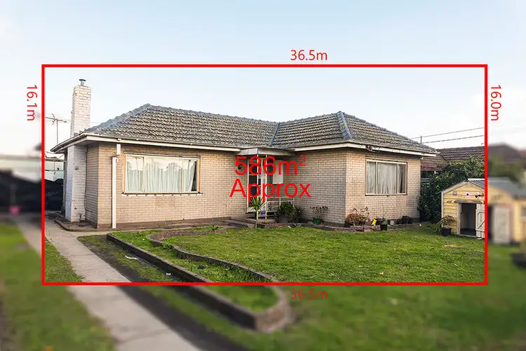 40 Newport Rd, Clayton South VIC 3169