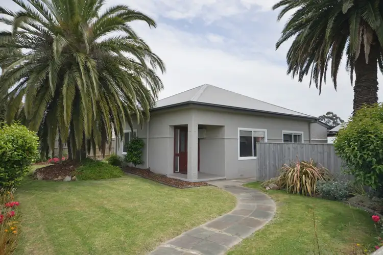 30 MURPHY STREET, Bairnsdale VIC 3875