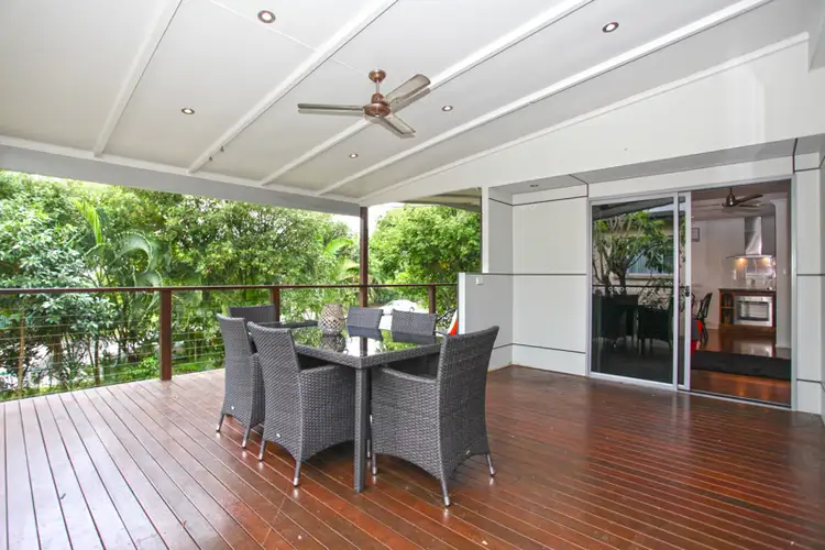 81 Waverley Street, Bucasia QLD 4750