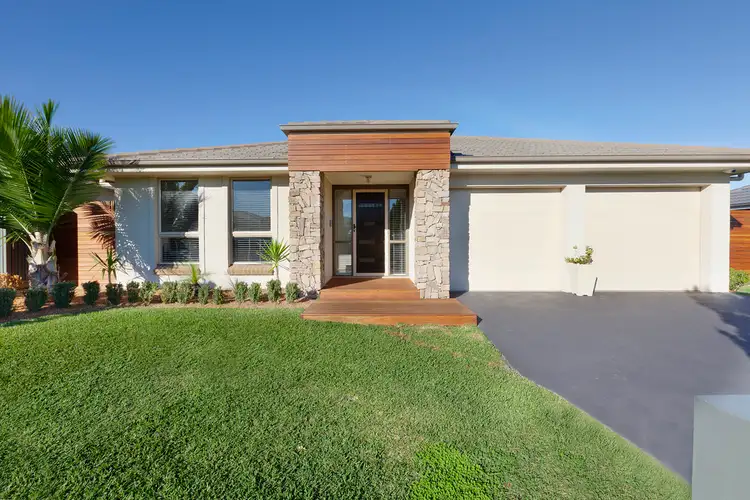13 Shoreline Avenue, Haywards Bay NSW 2530