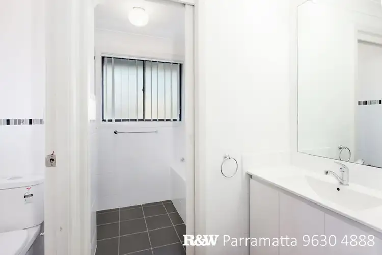 Fifth view of Homely house listing, 2 Hutchins Crescent, Kings Langley NSW 2147