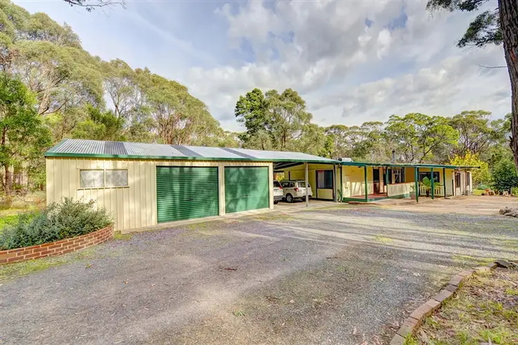 30 Grevillea Drive, Enfield VIC 3352