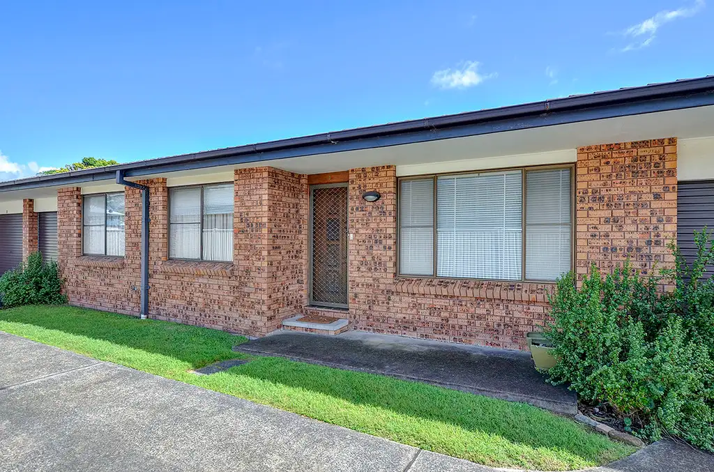 Main view of Homely villa listing, 2/149 Booker Bay Road, Booker Bay NSW 2257
