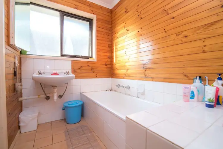 Fourth view of Homely unit listing, 1/7 Eldorado Crescent, Meadow Heights VIC 3048