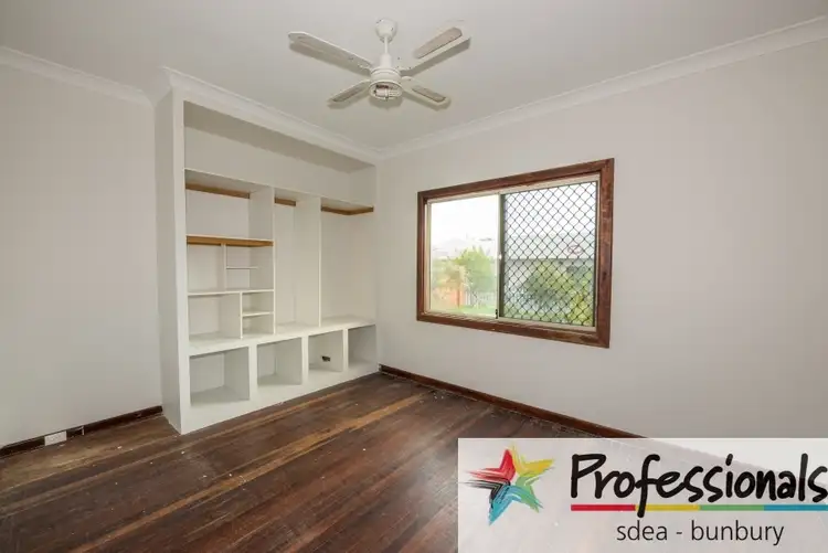 Fourth view of Homely house listing, 19 Mondak Place, Carey Park WA 6230