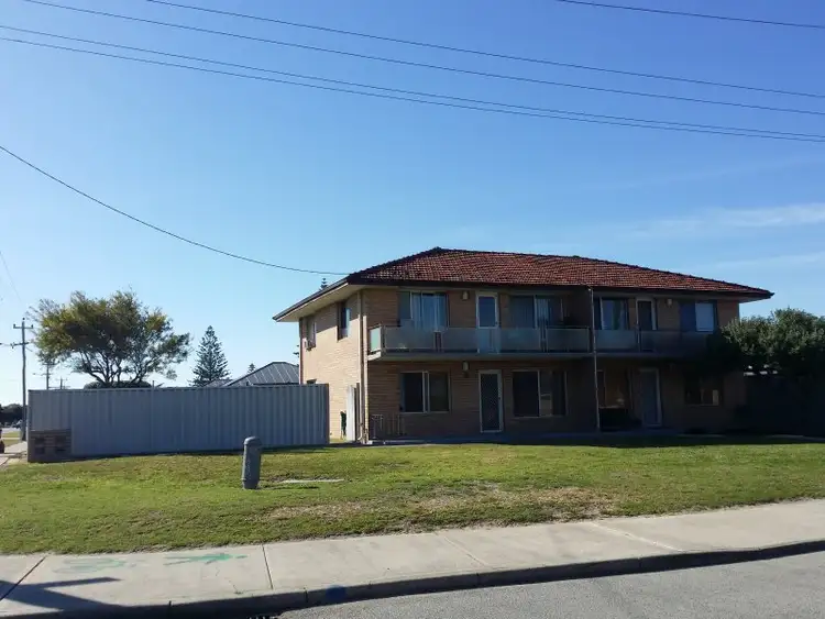 35 Tropicana Way, Safety Bay WA 6169