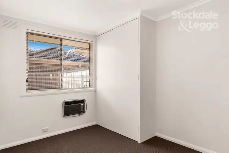 Fifth view of Homely unit listing, 4/1 Winbourne Road, Mount Waverley VIC 3149