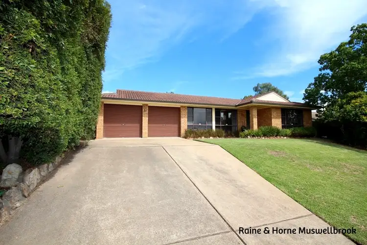 17 Calgaroo Ave, Muswellbrook NSW 2333