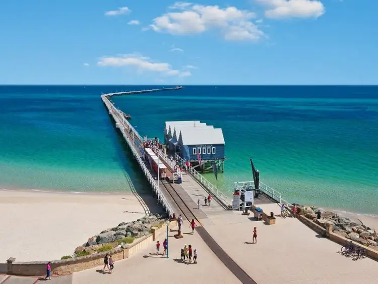 34 Pennyworth Ramble, West Busselton WA 6280