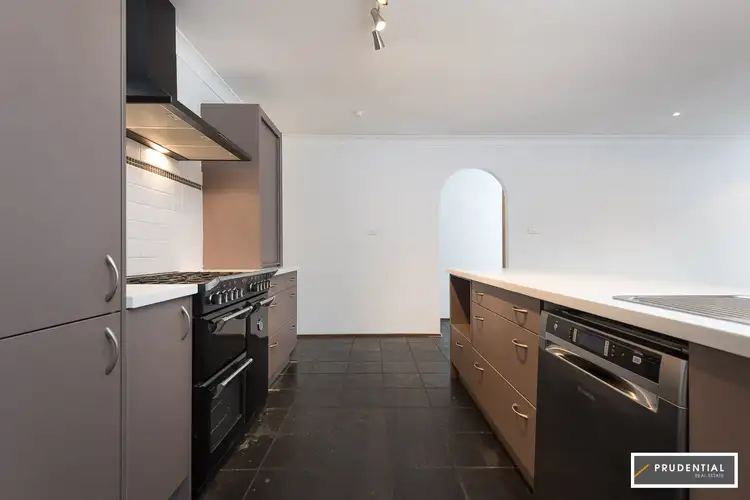 Fifth view of Homely house listing, 2 Begonia Place, Macquarie Fields NSW 2564