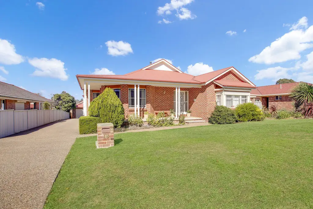 Main view of Homely house listing, 18 Dixon Street, Goulburn NSW 2580